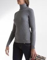 Grey ribbed sweater