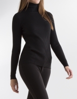 Black ribbed sweater