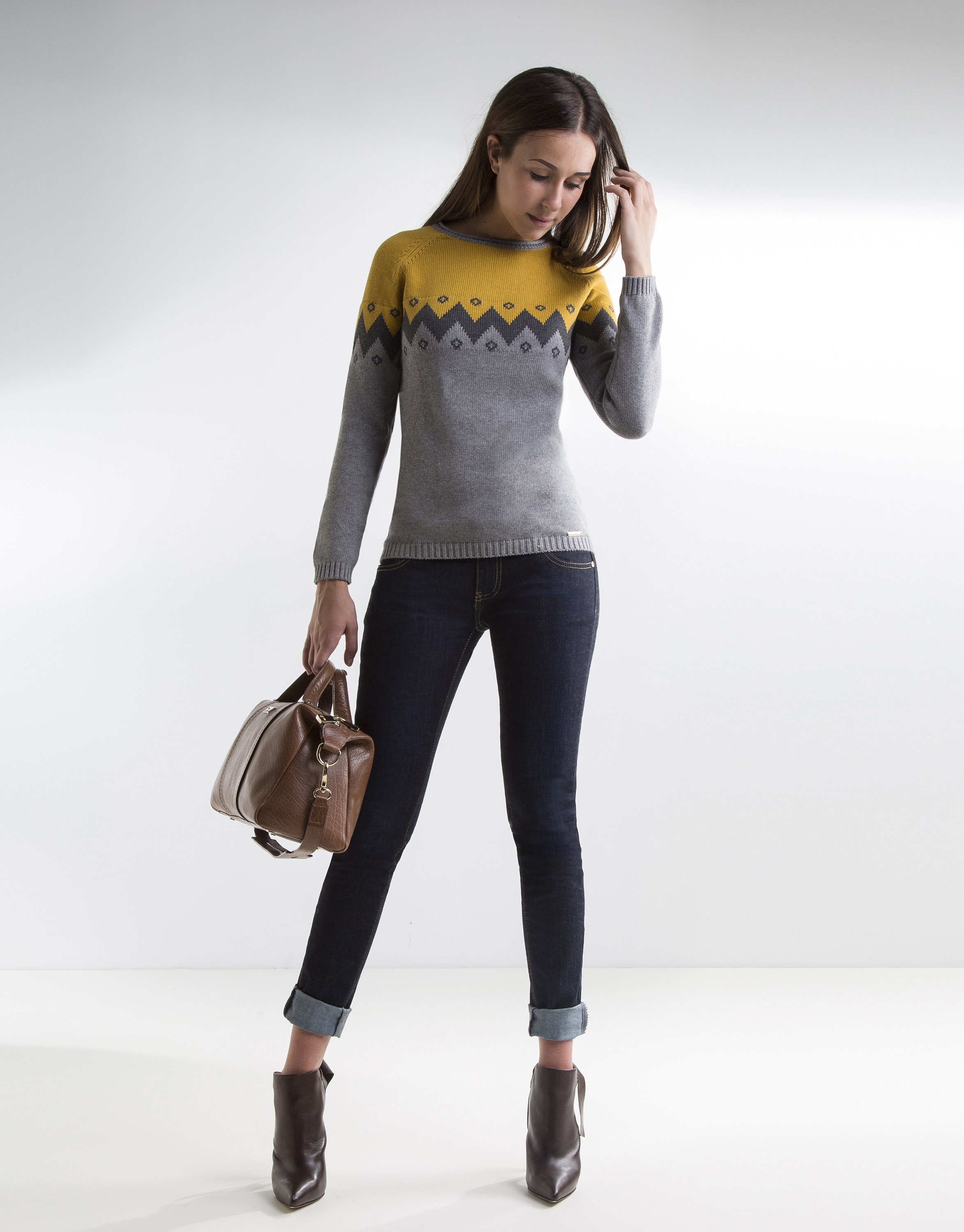 Grey and mustard zigzag print sweater 