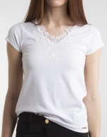 Camiseta crochet blanca