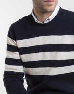 Navy blue / ivory striped sweater