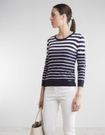 Navy blue / white striped sweater