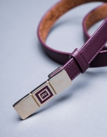 Narrow aubergine belt