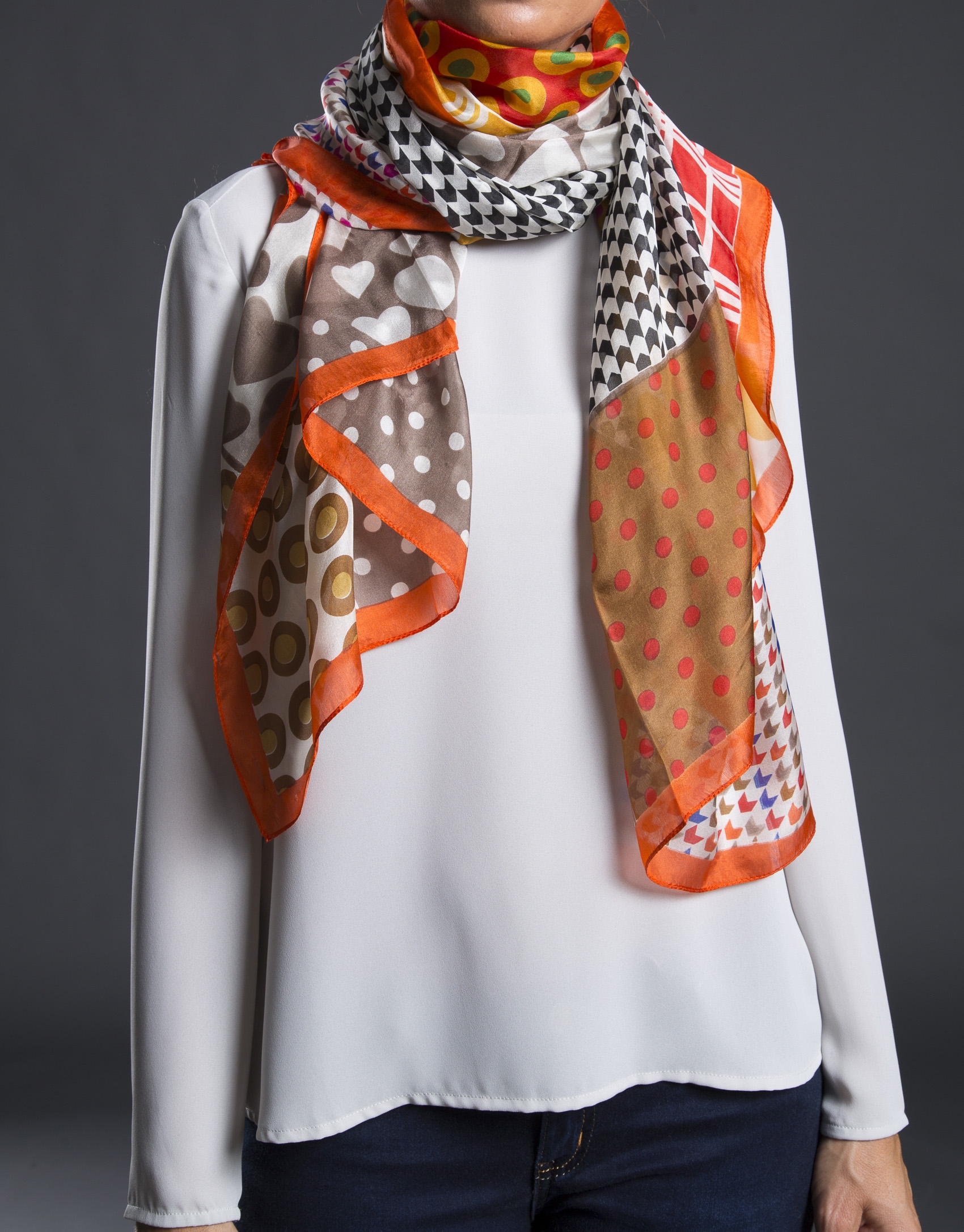 foulard estampado geometrico naranja