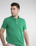 Contrasting green pique polo