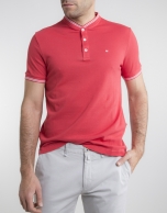 Polo piqué rojo contraste