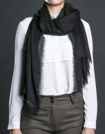 foulard liso negro