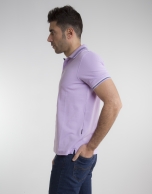 Mauve pique polo with beige contrasts