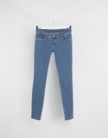 Pantalón denim strech