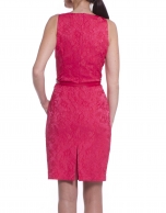 Vestido relieve flores coral