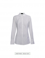 Camisa blanca con jaretas