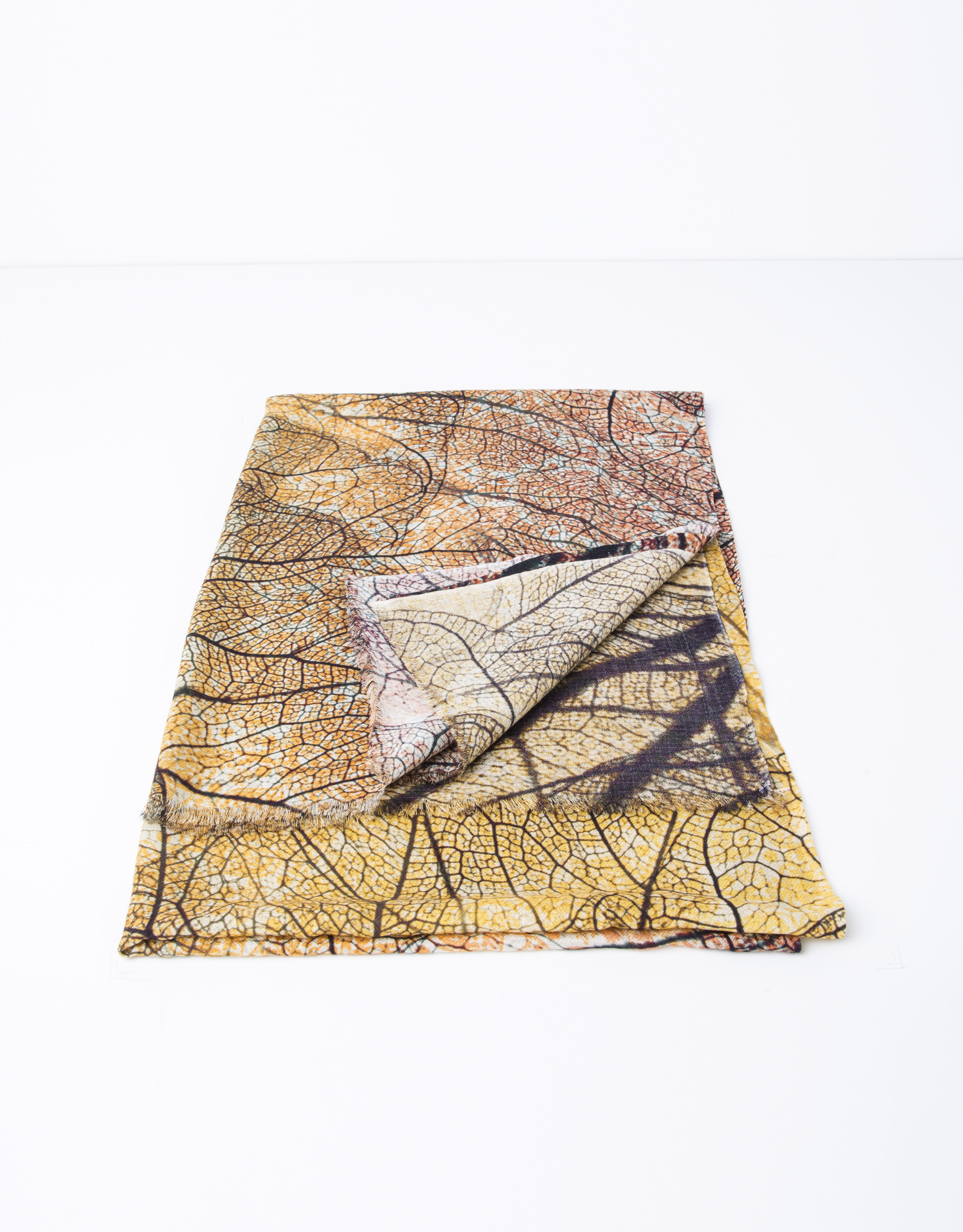 Cashmere and silk scarf with leaf design