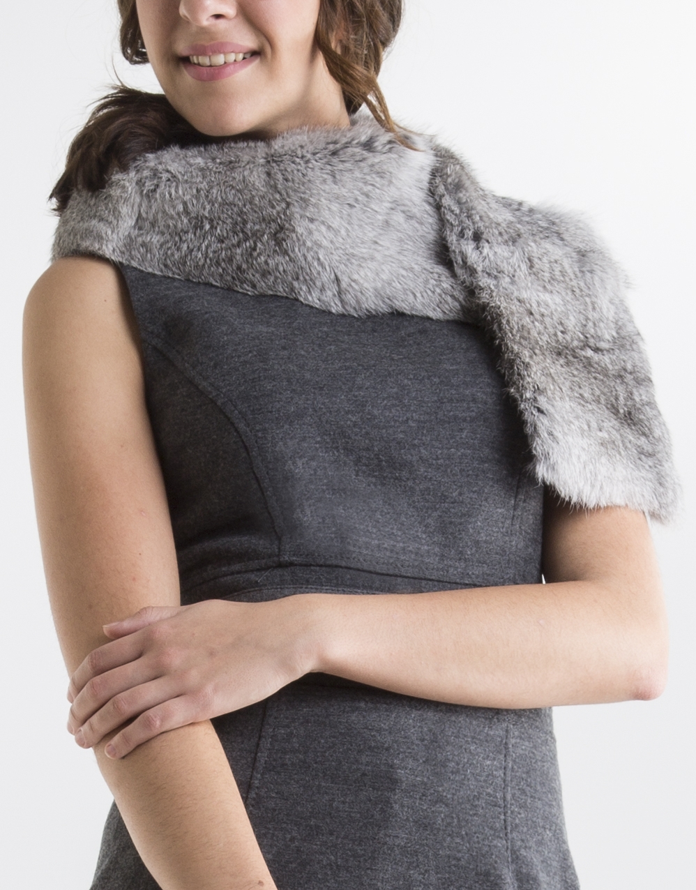 Grey fur collar scarf