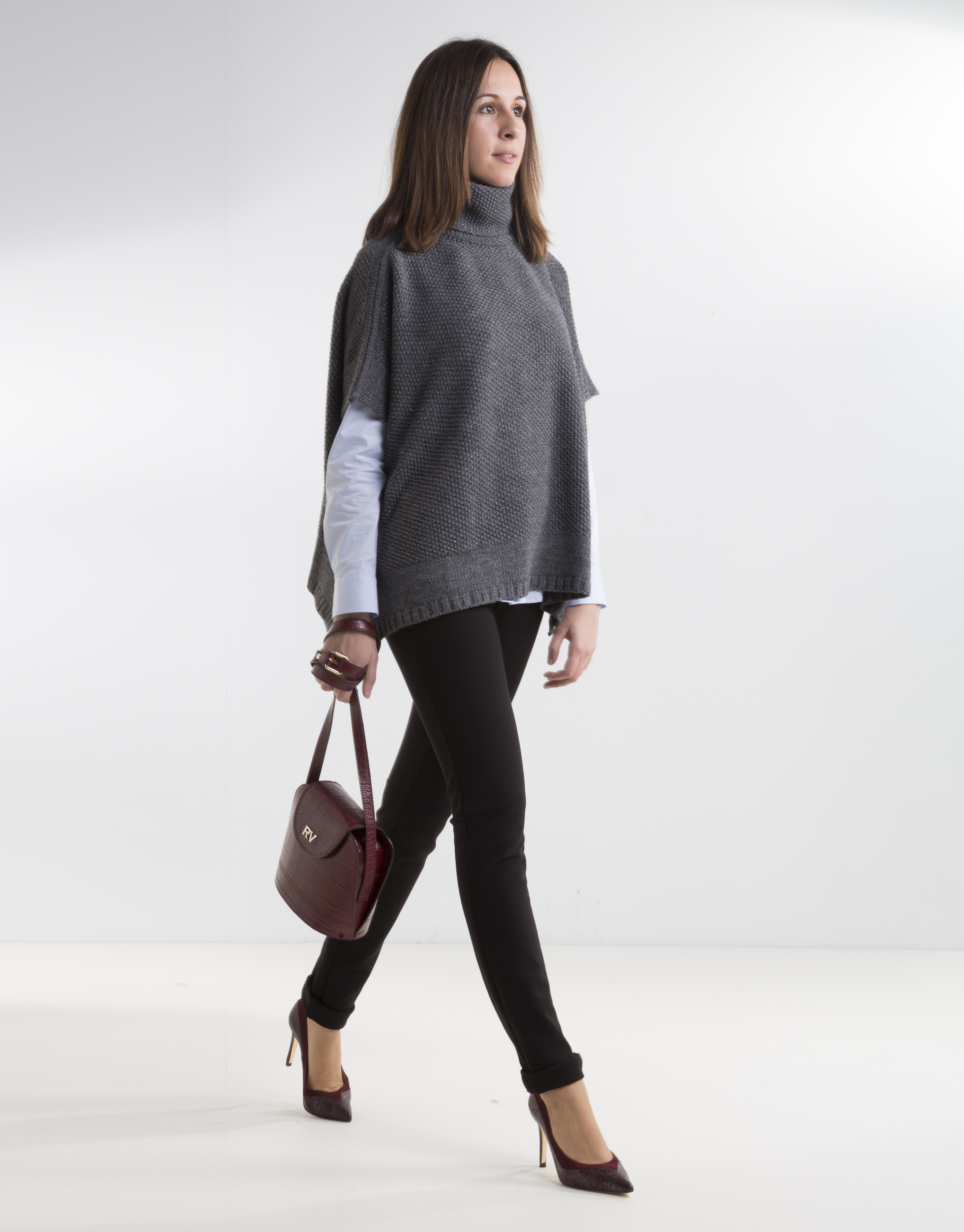 Gray poncho with collar