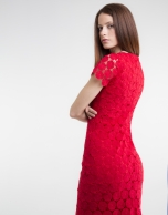 Red short-sleeve lace dress