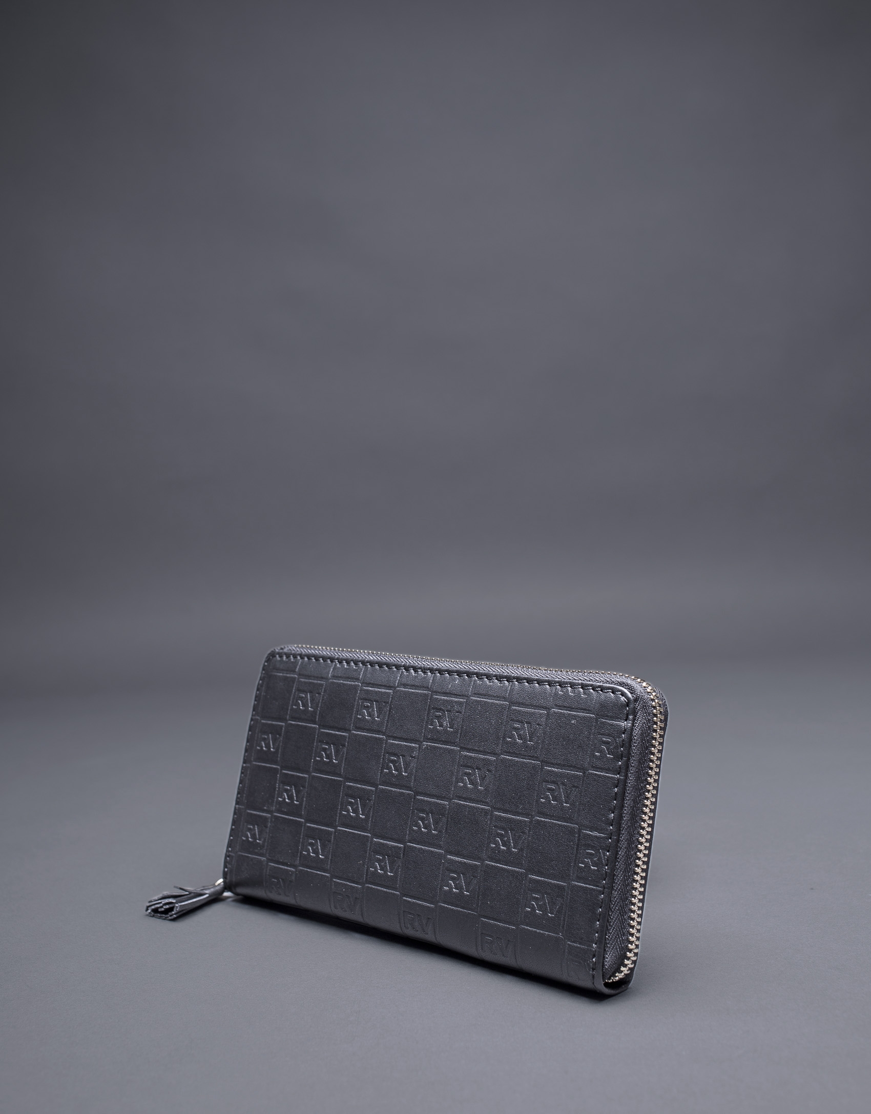 Black leather wallet embossed RV