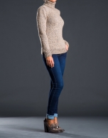 Heavy knit beige sweater 