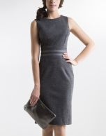 Gray fitted dress with belt