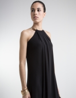 Vestido escote halter negro