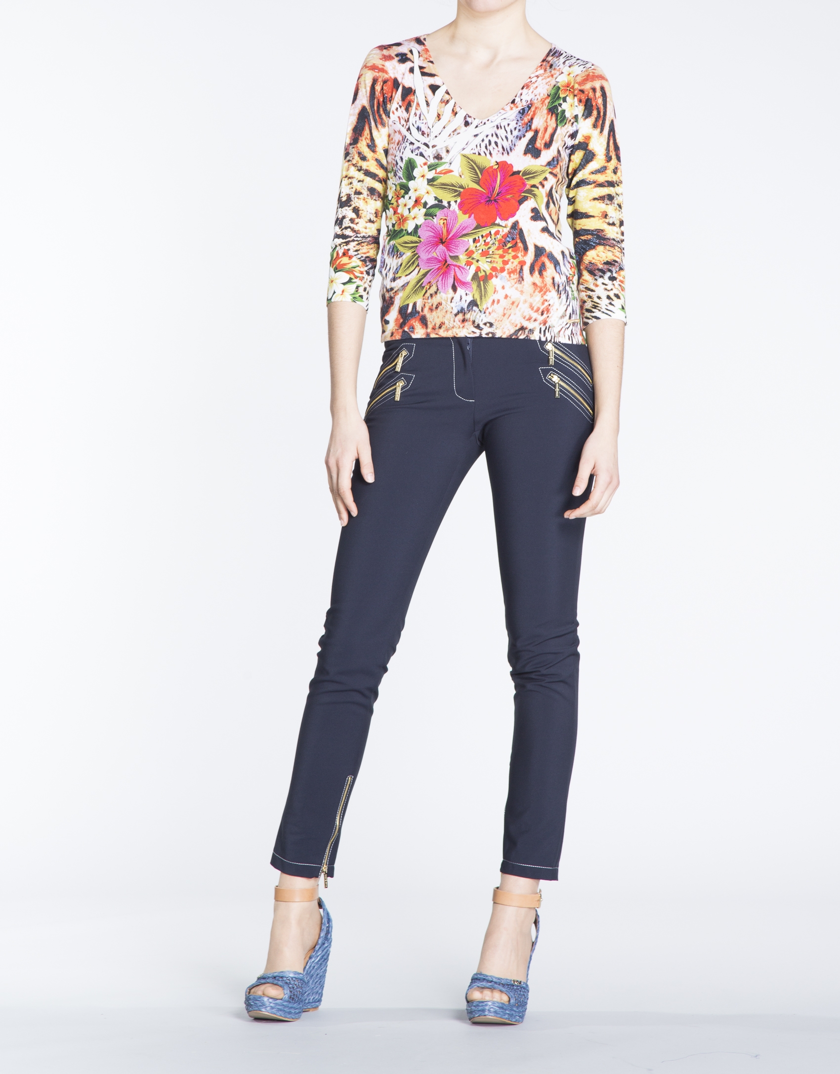 Floral print three quarter sleeve top 