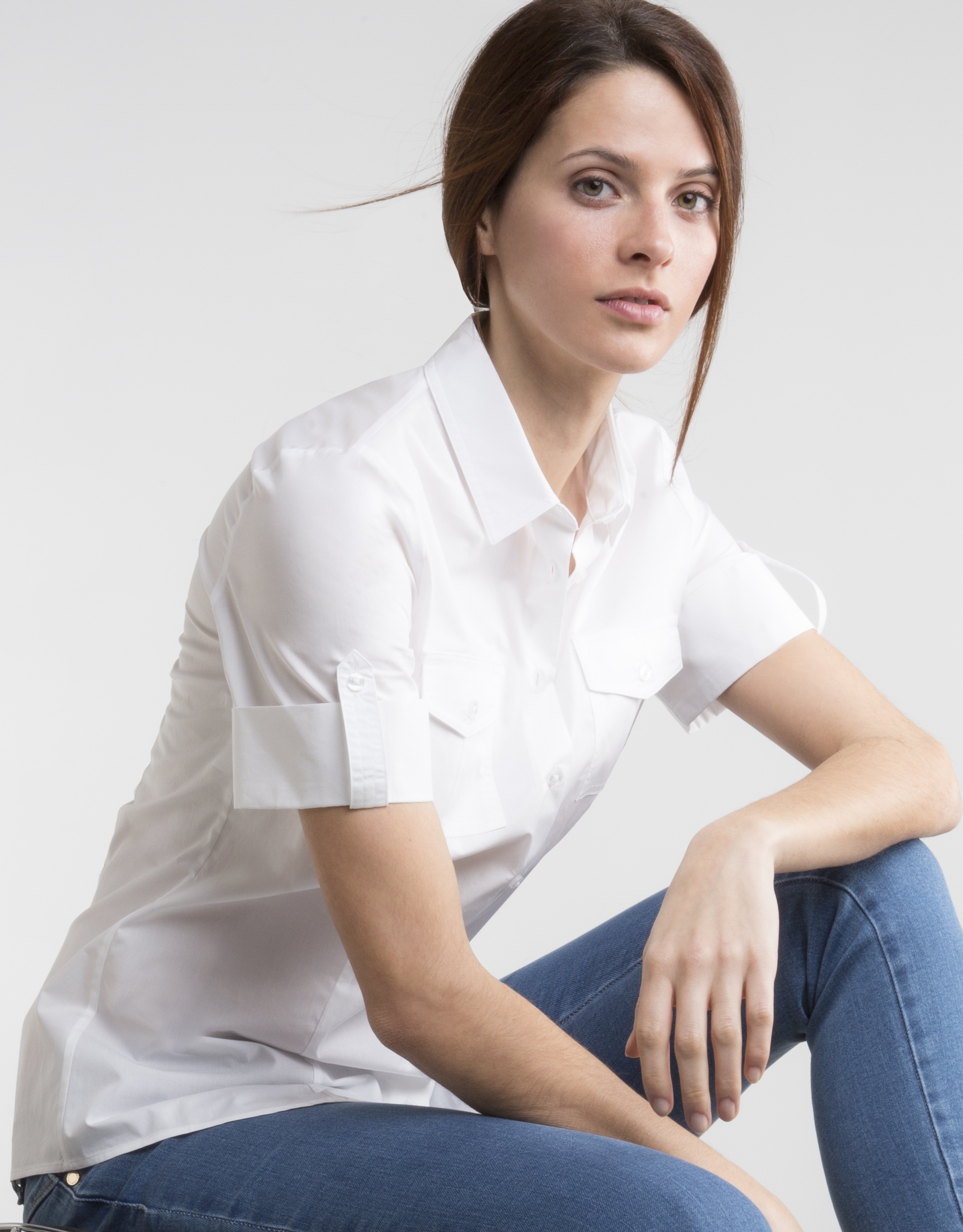 Camisa blanca manga corta