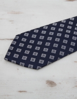 Ivory diamond print tie