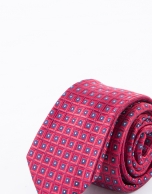 Tie with red and blue motifs