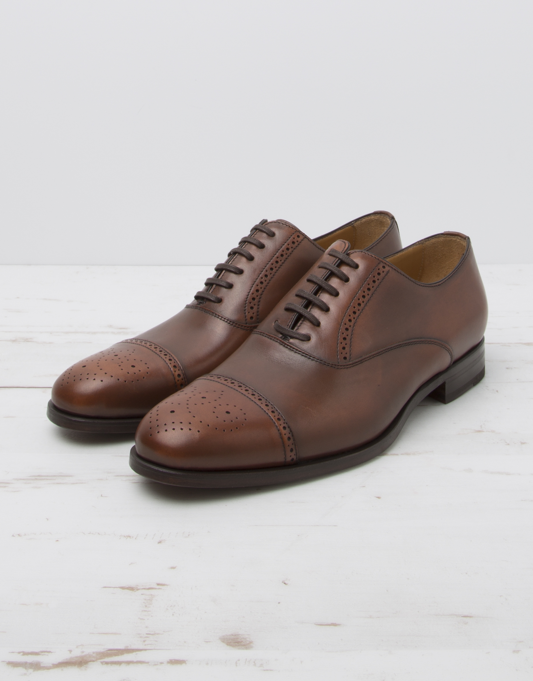 Brown Oxford shoes