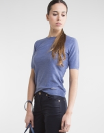 Blue sweater with short sleeves