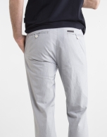 Pantalón chino milrayas