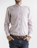 White sport shirt with burgundy motifs