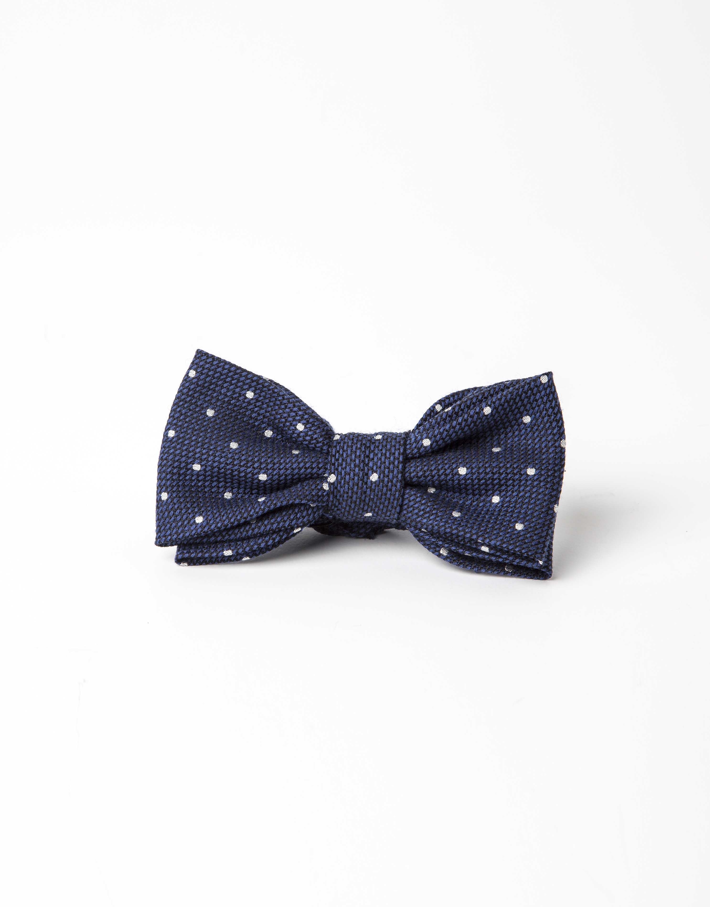 Grey bowtie with beige dots