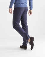 Pantalón sport espiga azul oscuro