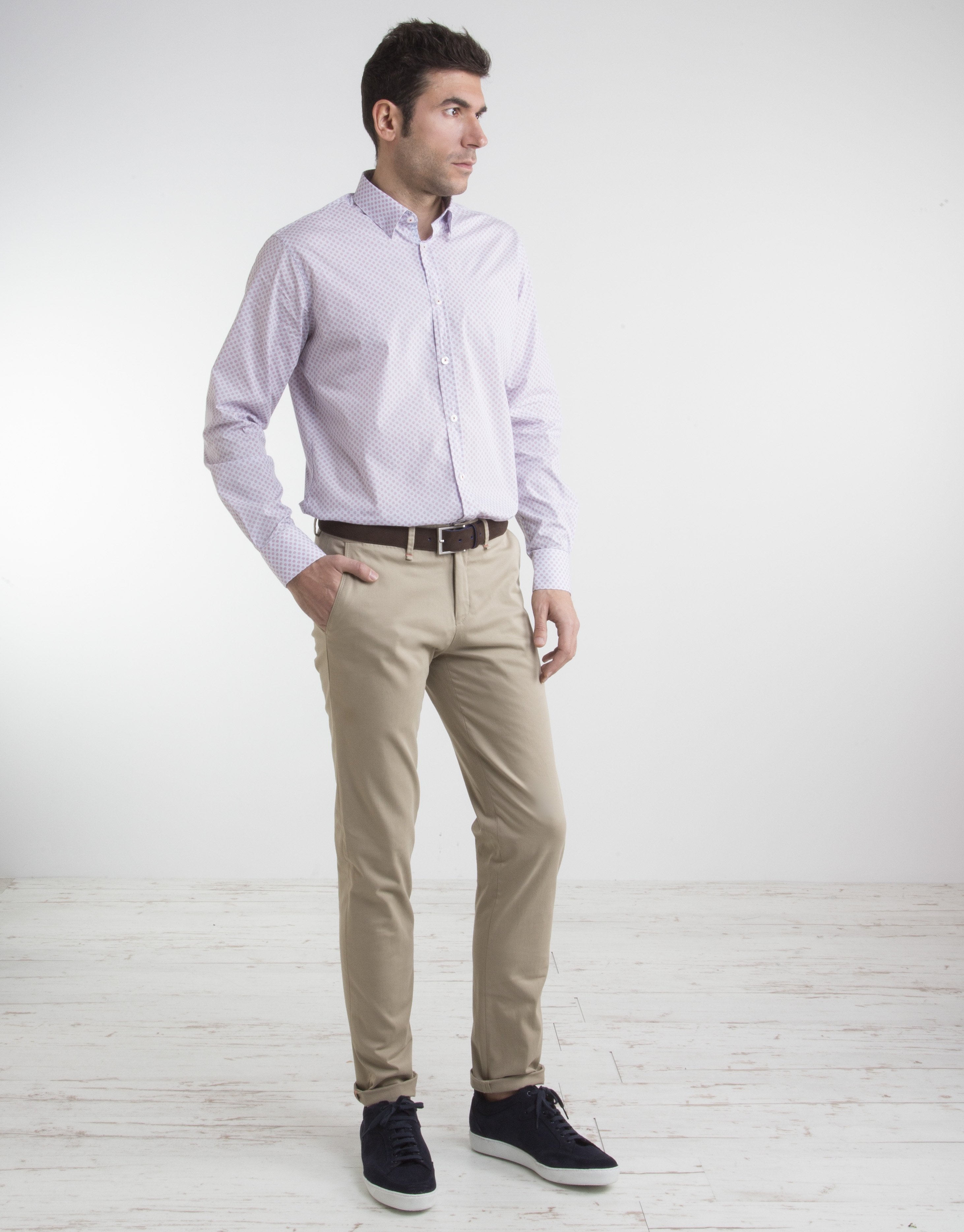 Pantalón chino de algodón beige