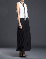 Black long pleated skirt