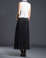 Black long pleated skirt