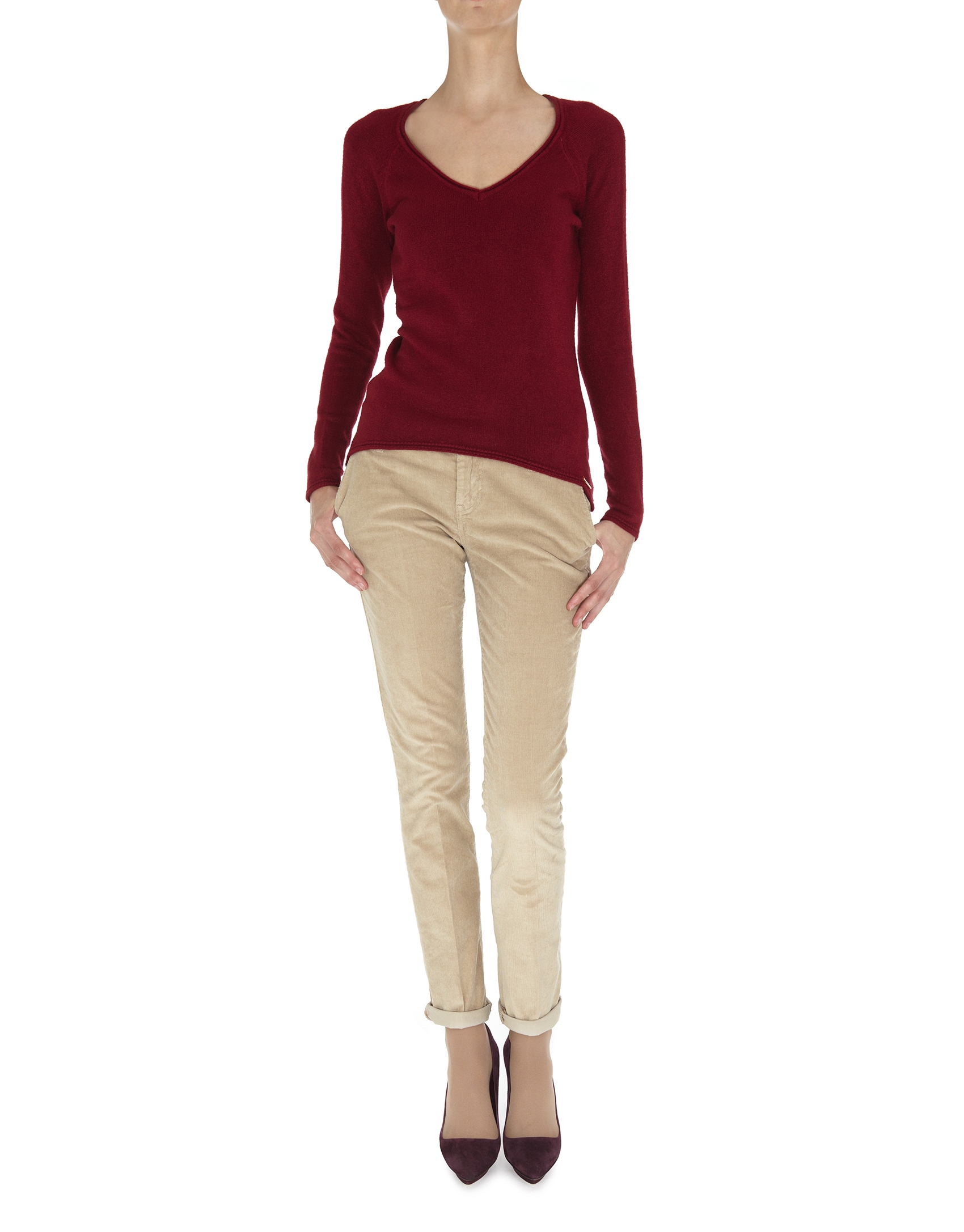 Burgundy fine knit V neck sweater