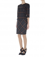 Straight skirt with slanted Scottish kilt print 