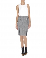 Hounds tooth microprint pleated and buttoned skirt