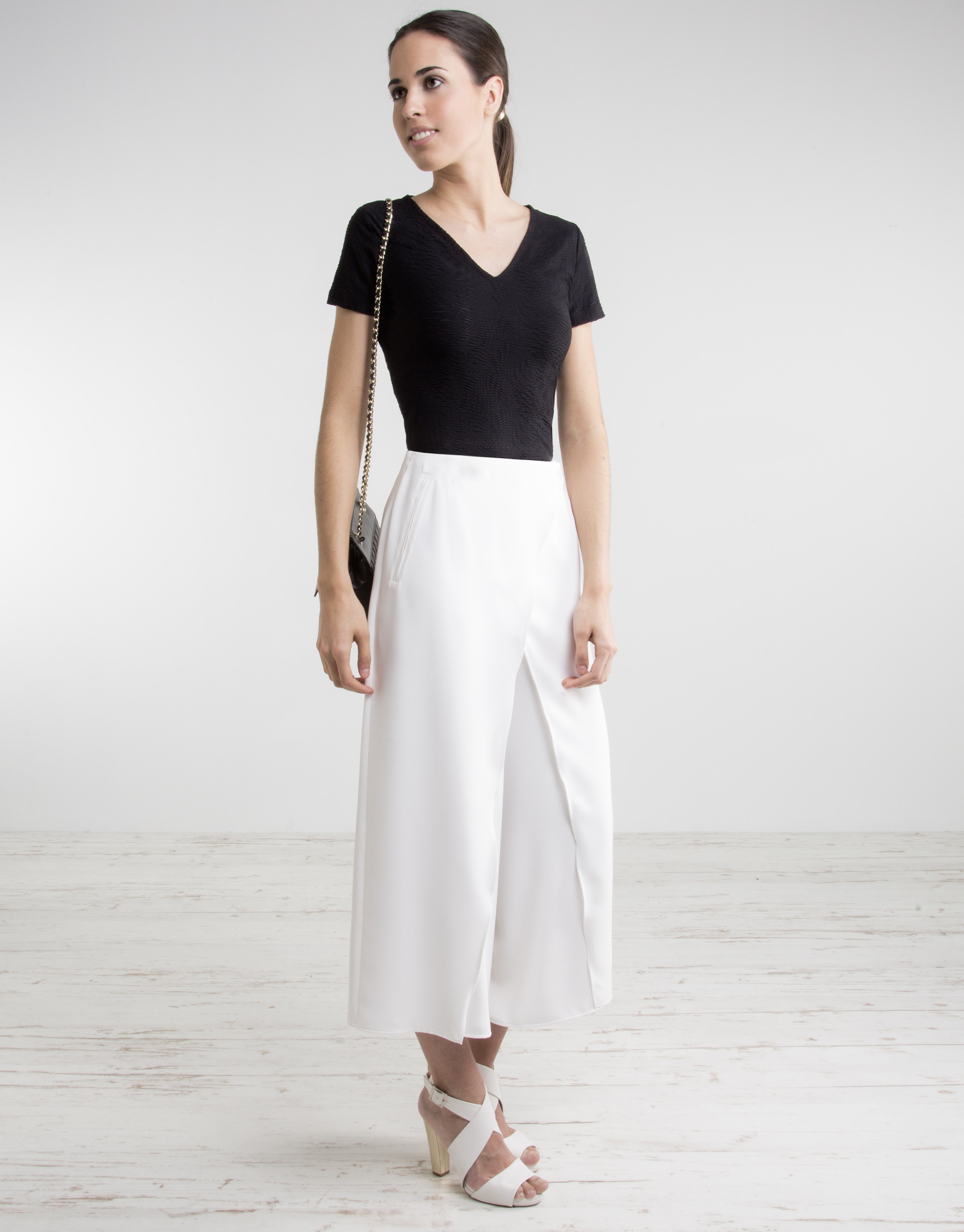 Off-white culottes