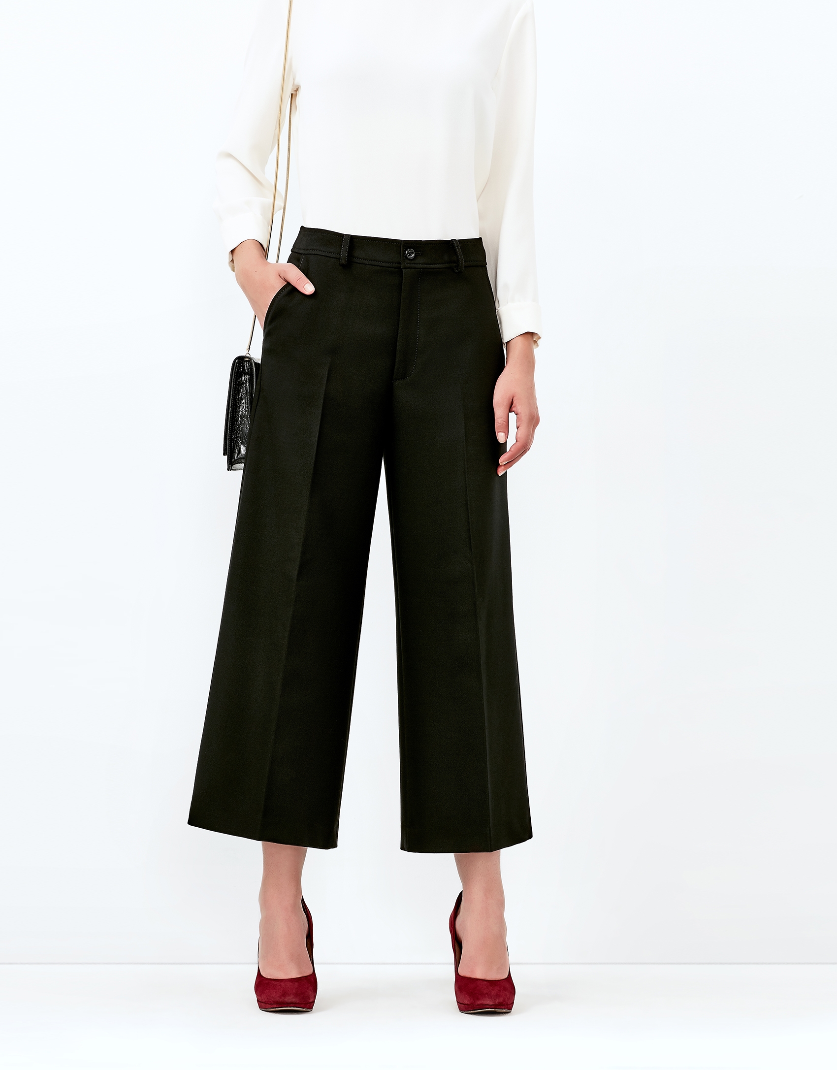 Black culottes