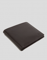 Men's brown leather billfold