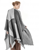 Gray geometric print cape