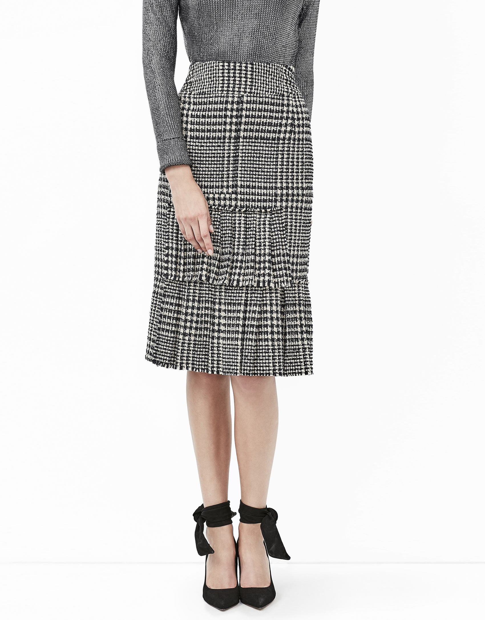 Checked skirt with puckering