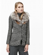 Chaqueta tweed gris