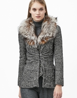 Chaqueta tweed gris