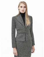 Chaqueta tweed pliegues