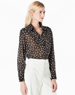 Shirt with polka dots