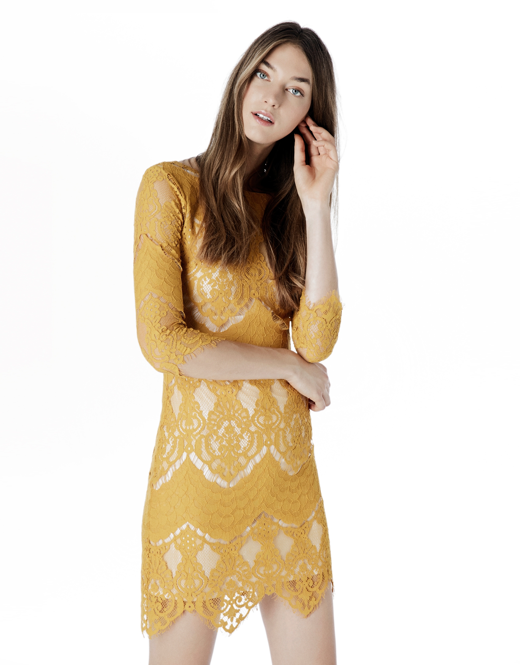 Amber lace dress