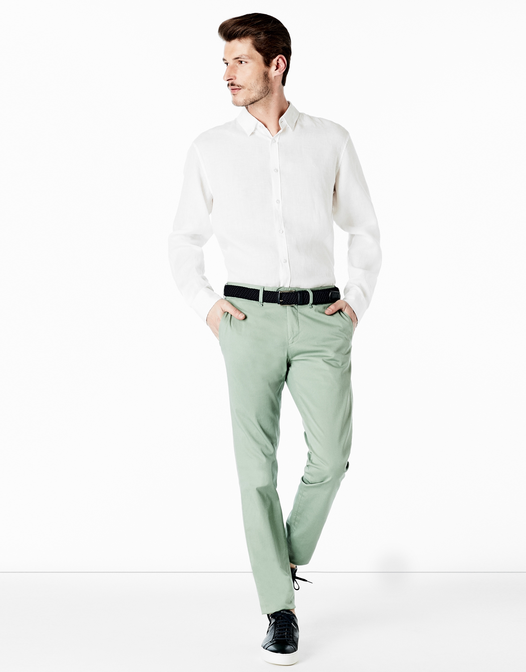 Pantalón chino verde claro